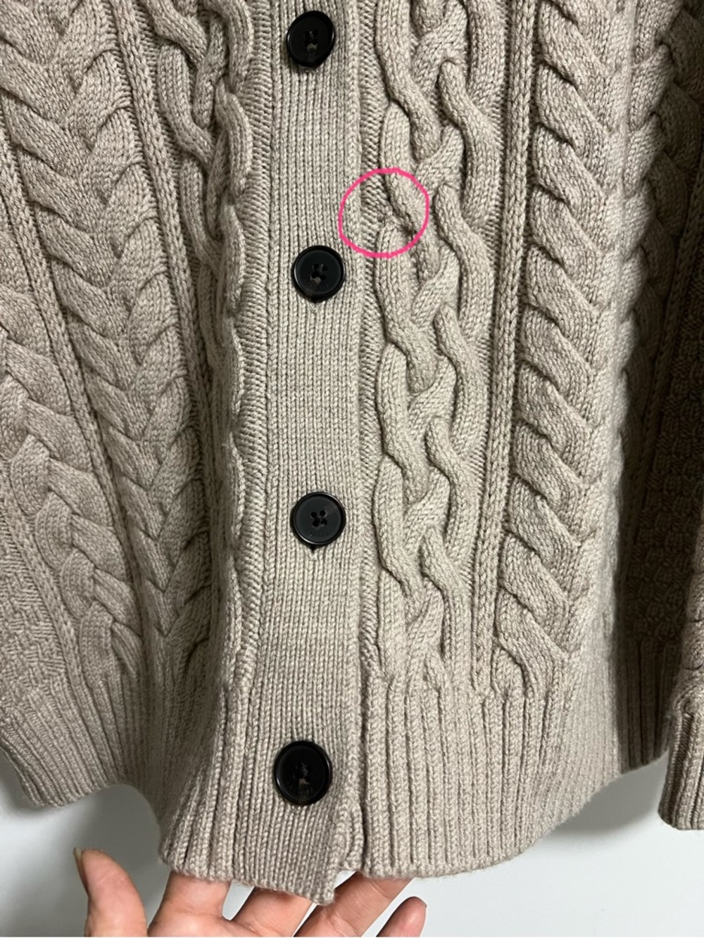 Aritzia Heritage Knit Merino Wool Cable-knit V-Neck Oversized Cardigan Sz S - Picture 14 of 15